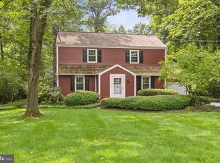 25 Indian Field Rd, Wilmington, DE 19810