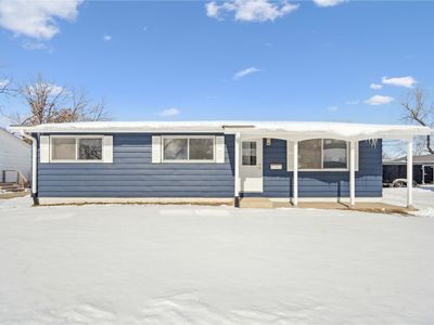 1026 Rainbow Blvd, Hiawatha, IA, 52233