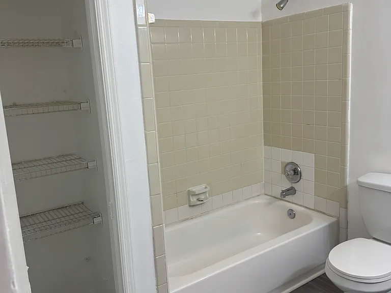 701 Olde Mill Ln — Photo 6