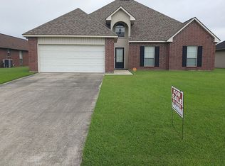 40412 Hawthorne Dr, Darrow, LA 70725