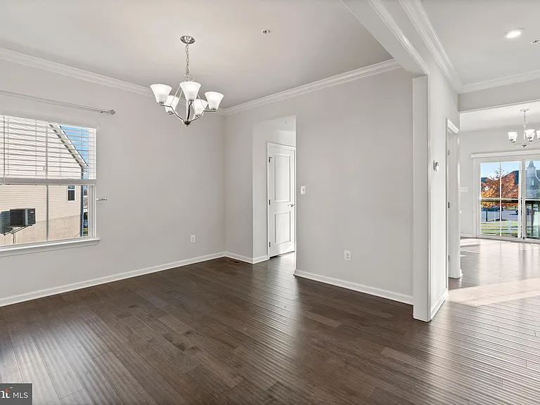 311 Sunrise Ct — Photo 9
