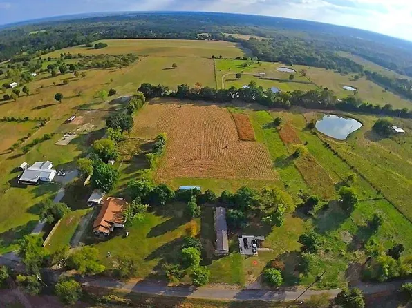 269 County Road 1008, Wolfe City, TX 75496