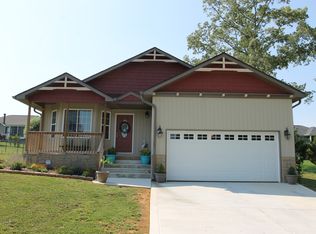 736 Wade Rd, Seymour, TN 37865