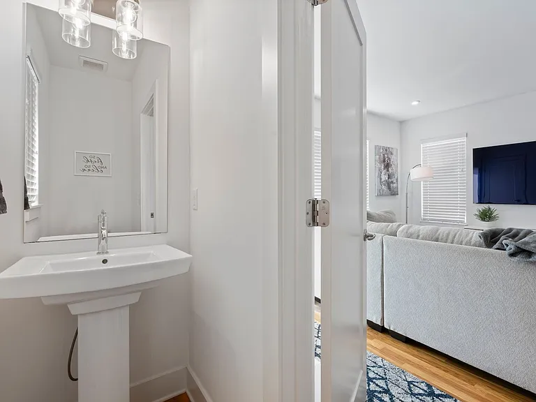 225 Sterling Point Cir — Photo 26