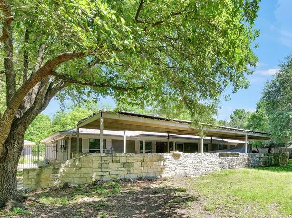 5313 Hidden Oaks Ln, Arlington, TX 76017