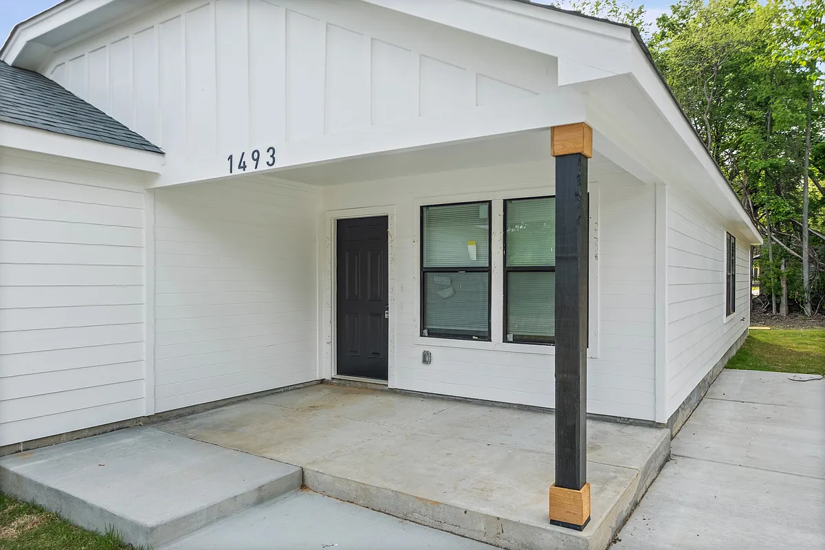 Building Photo - 3613 Weaver Rd