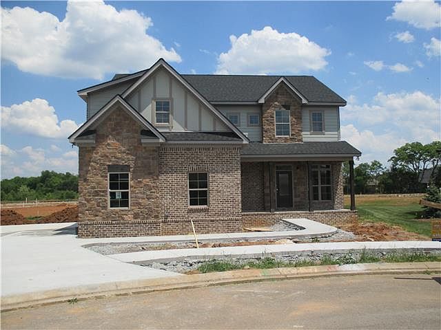 1st image of 3020 Palomar Dr