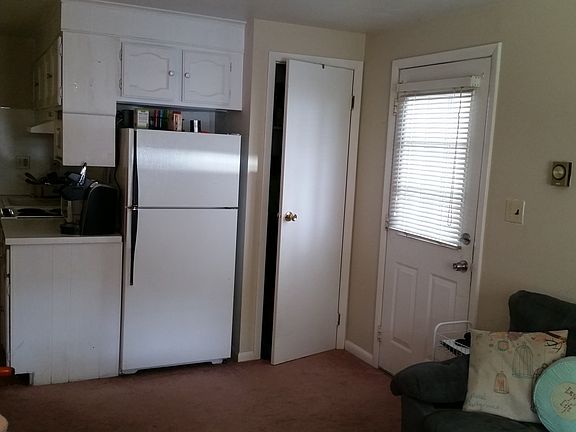 Living room/kitchen