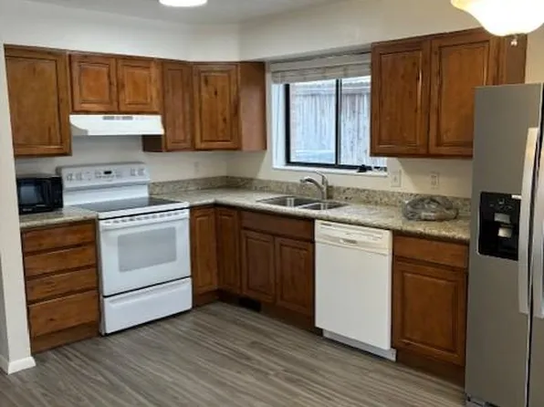 2740 S Imperial St, Salt Lake City, UT 84106