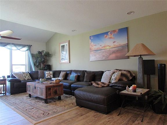5th image of 2051 NE Ocean Blvd APT B21