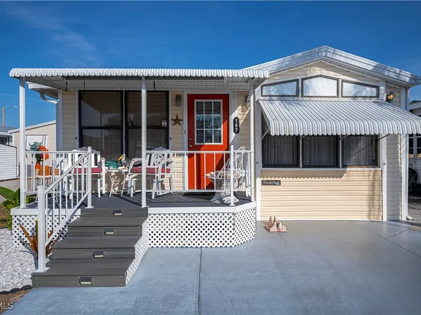 187 Ramble Dr, North Fort Myers, FL 33903