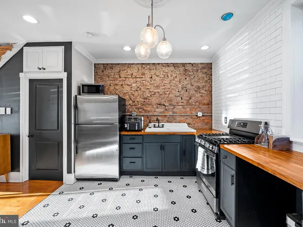 2839 E Ontario St, Philadelphia, PA 19134