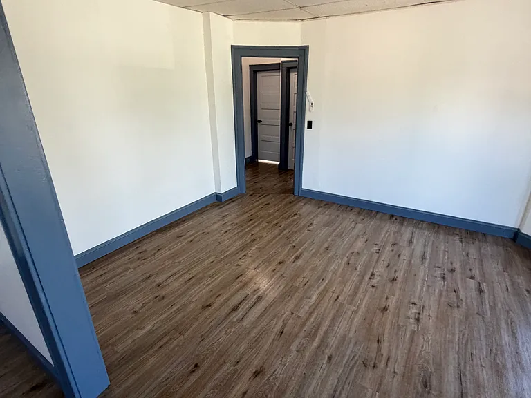 302 Cory Ave #1 — Photo 12