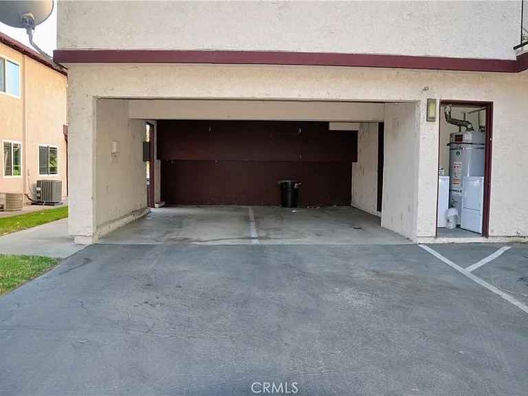 1189 W Sierra Madre Ave — Photo 19