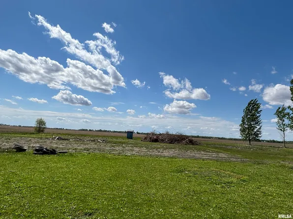 2787 Knepler Rd, New Berlin, IL 62670