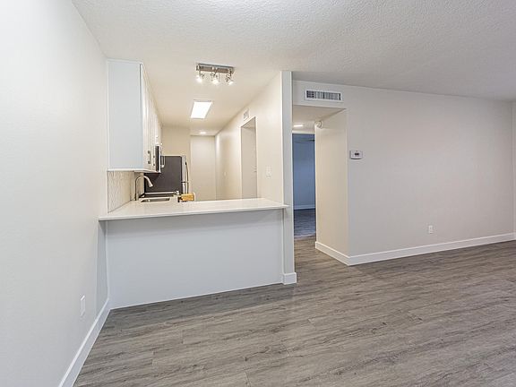 2nd image of 4309 W North B St APT 104