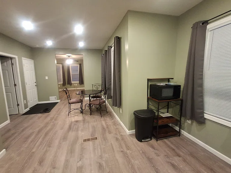123 John St #2 — Photo 21