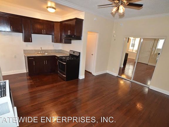 5th image of 2410 S Budlong Ave APT D