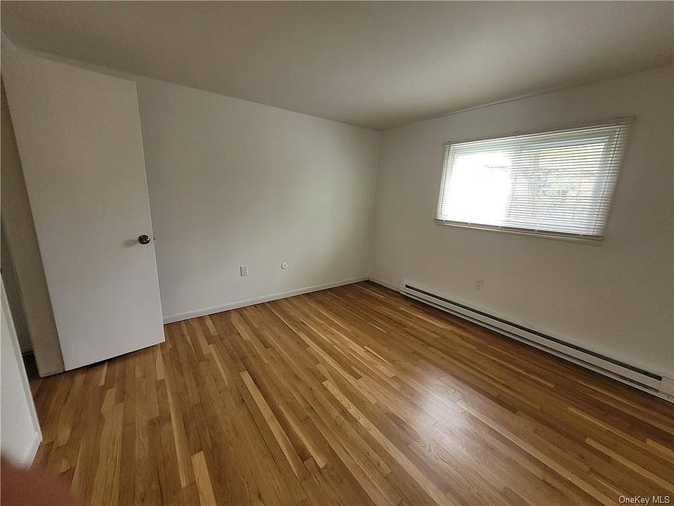 1302 Parr Lake Dr Newburgh, NY, 12550 Apartments for Rent Zillow