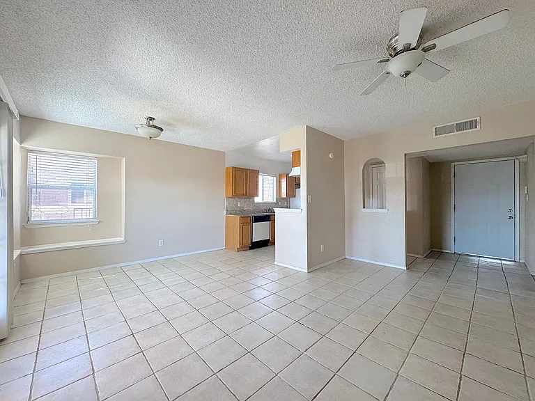 12348 Flora Alba Dr — Photo 3
