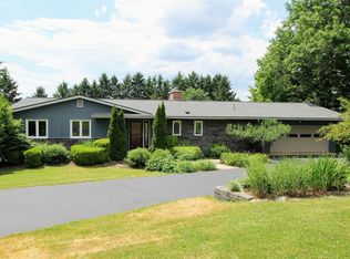 19 Stormy View Dr, Ithaca, NY 14850