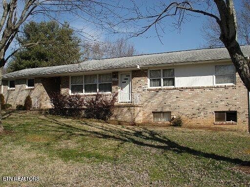 1st image of 5500 Tiffany Ln