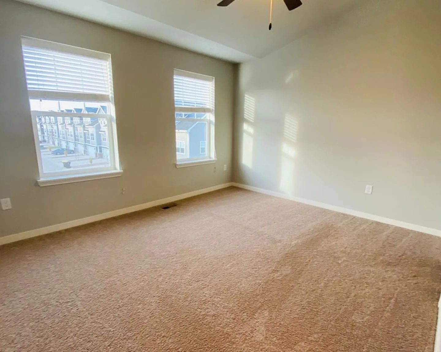 Cove at Kettlestone Townhomes — Photo 4