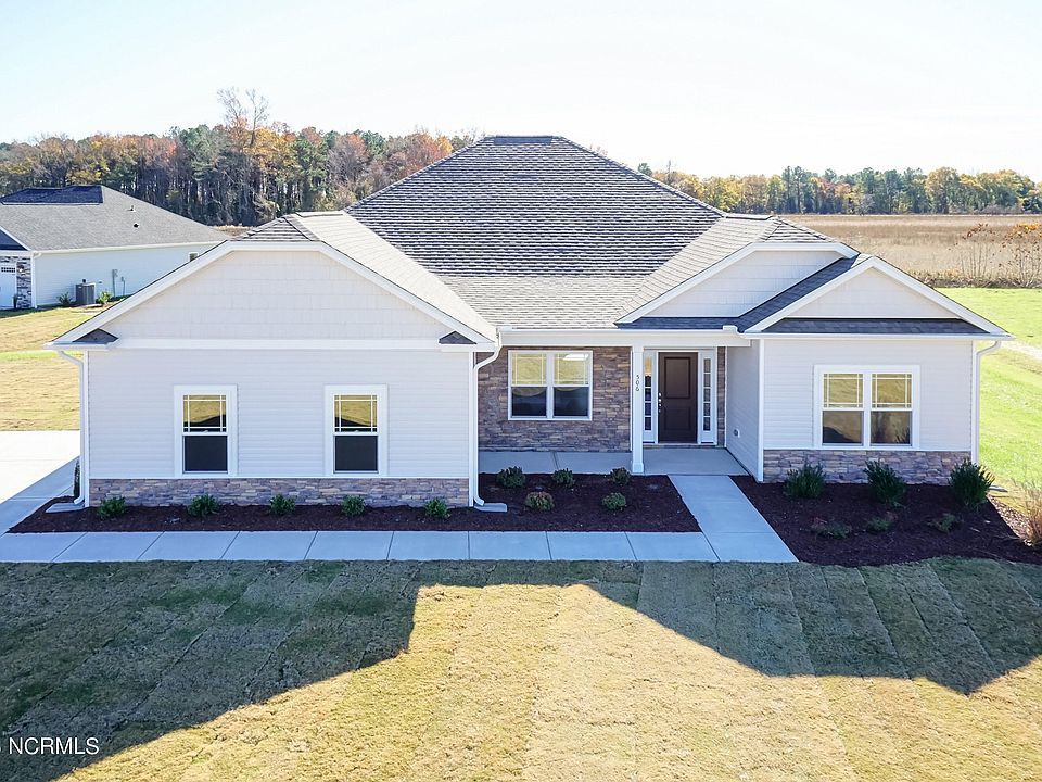 1st image of 806 Madison Ann Drive