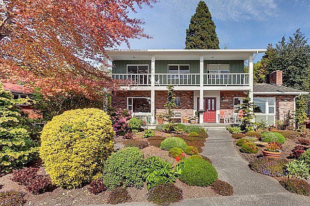 Beautifully maintained home with westerly views and drought resistant plantings.