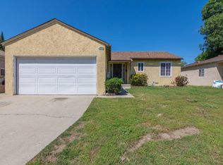 2617 E 221st Pl, Carson, CA 90810