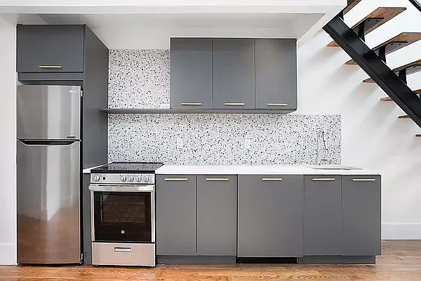 Rented by Nooklyn NYC LLC | media 28