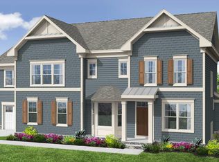 217 Cherry St SW, Vienna, VA 22180