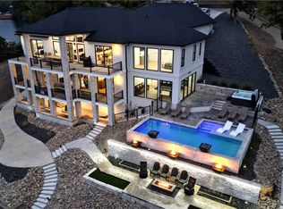 53 Rosco Rd, Lake Ozark, MO 65049