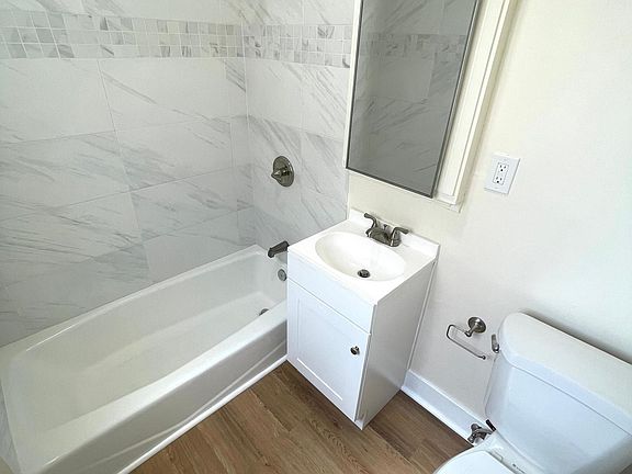 5th image of 236 Lime Ave APT 15
