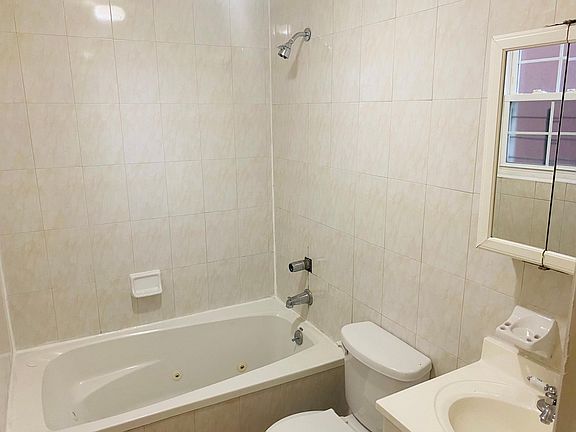 5th image of 4442 Richardson Ave #2