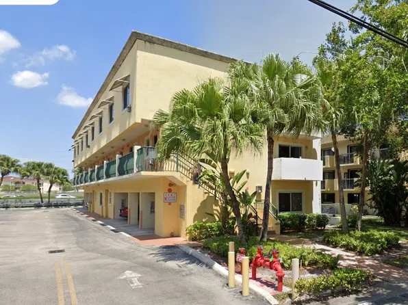 433 Swallow Dr Unit 101, Miami Springs, FL 33166