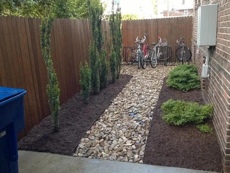 1712 Hampton Blvd #20 — Photo 11