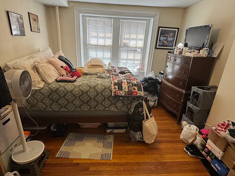 17A Joy St — Photo 2