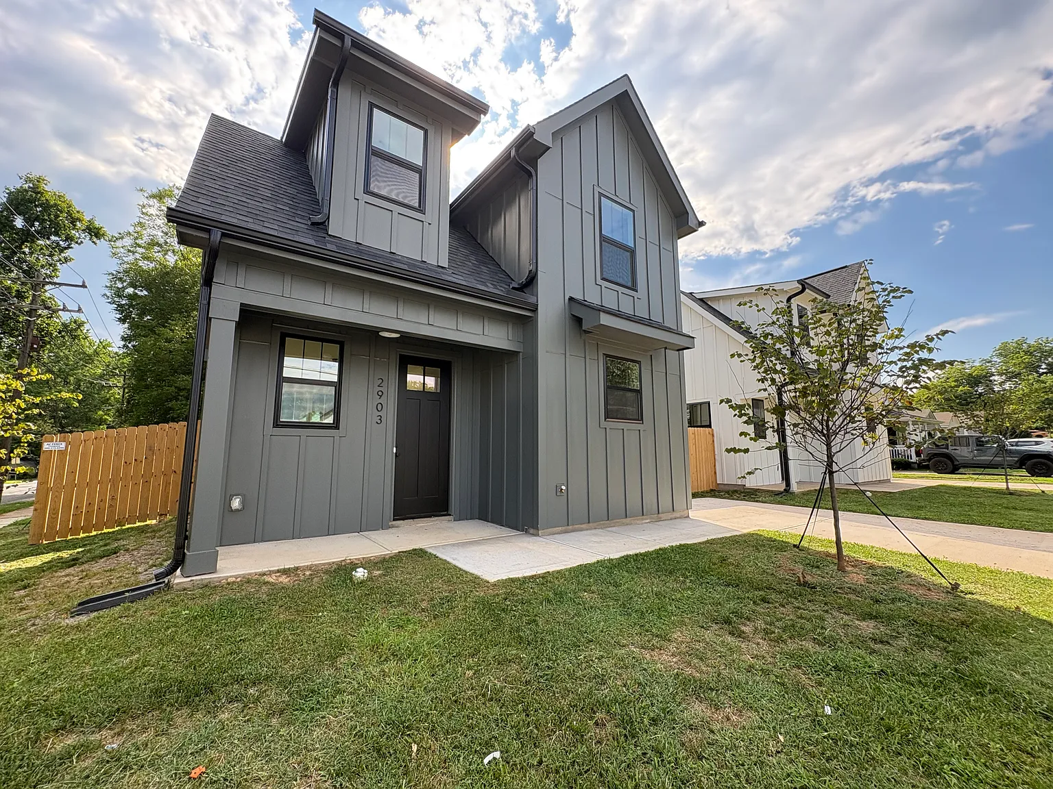 2 bed, 1.5 bath, 846 sqft, $2,150 — Photo 1