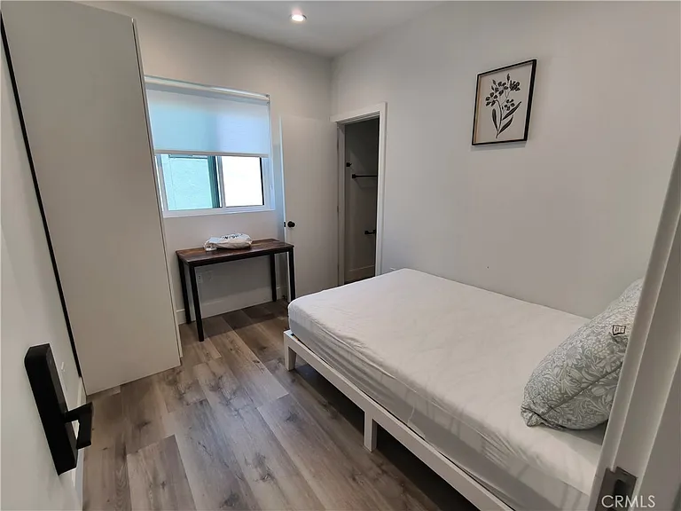 3020 S Normandie Ave — Photo 2