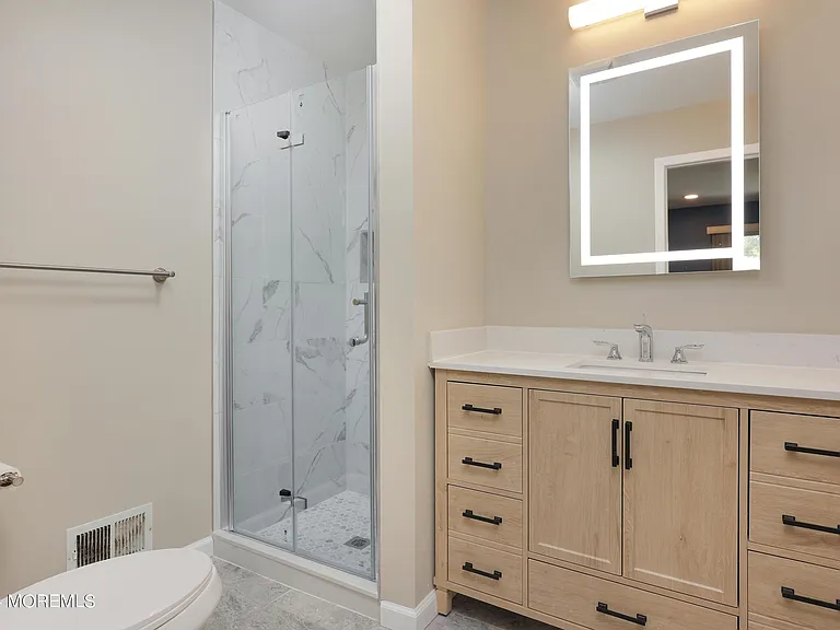 2 Elizabeth Ct — Photo 10
