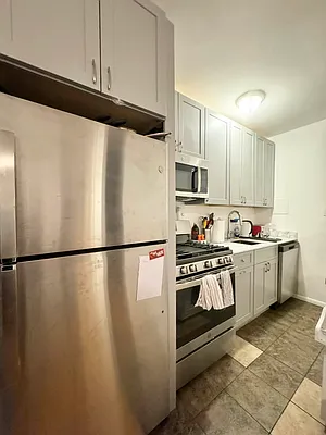 Rented by Oxford Property Group | media 8