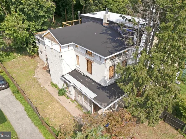 153 W Harvey St, Philadelphia, PA 19144