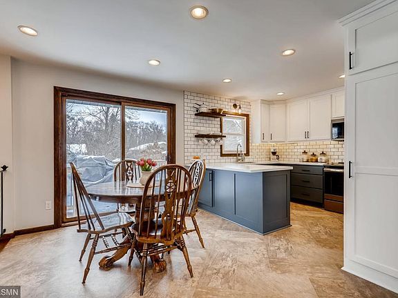 4th image of 503 5th St NE