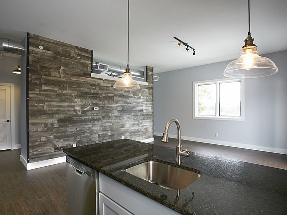 3rd image of 185A Church St