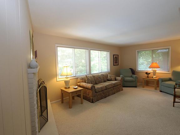 5th image of 2841 Hollis Dr NE