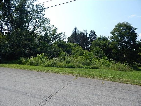 2nd image of 105 & 107 Kountz Ln