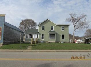 120 E Commercial St, Viola, WI 54664
