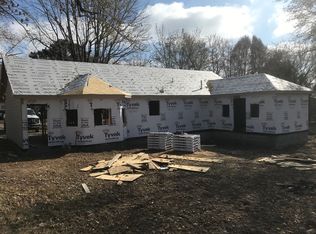 402 Whittmore Dr, Tahlequah, OK 74464