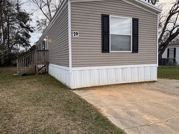 Southern Oaks MHP, 10530 Riverroad Dr #A8a096350, Gulfport, MS 39503